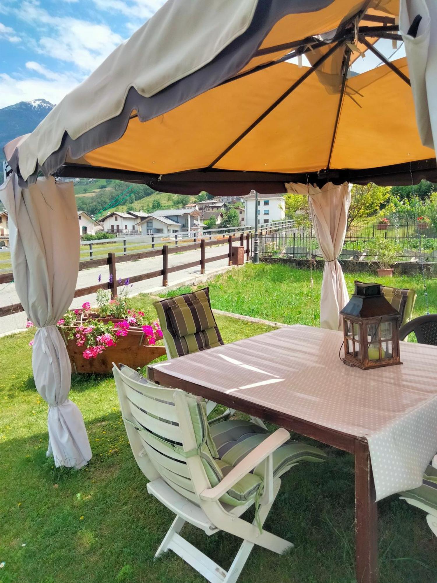 Appartamento Signorile Con Giardino Aoste Extérieur photo